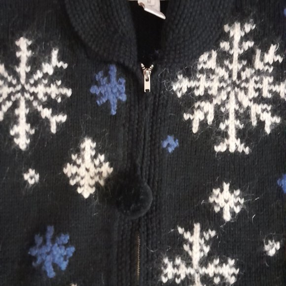 Vintage SnowFlake Zipper Up Wool Sweater - Picture 2 of 9